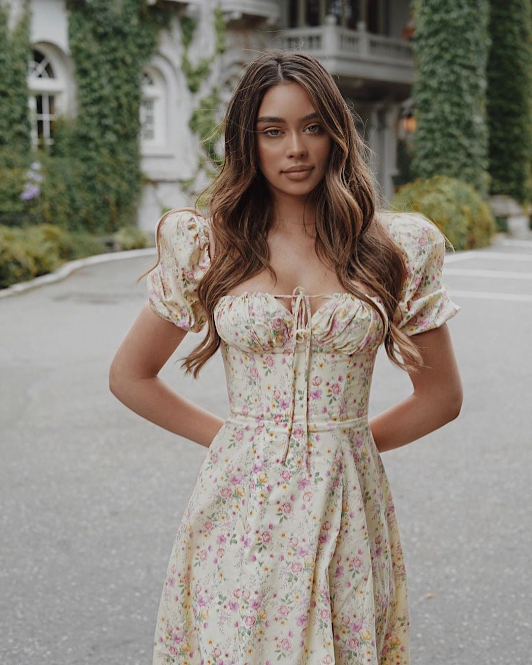 Elegant Floral Print Puff Sleeve Dress with High Split