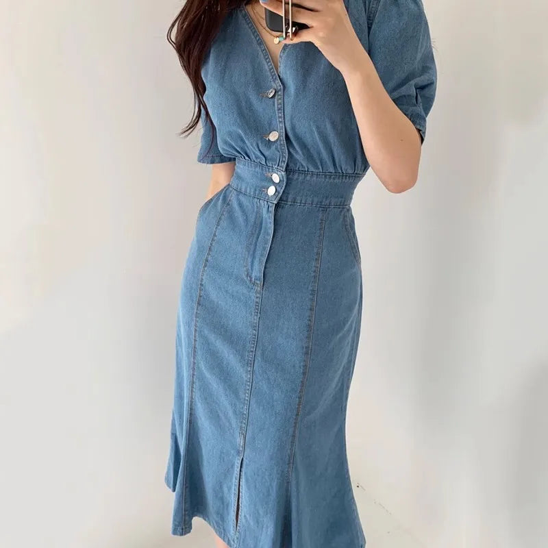 Chic Summer Retro Midi Denim Dress - V Neck Button-Up with Sexy Split & Ruched Detail for Elegant Street Style