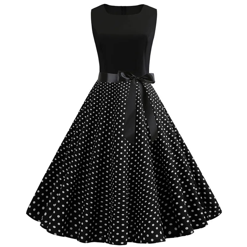 Chic Vintage 50s/60s Black & White Polka Dot Summer Dress - Perfect for Parties and Office!