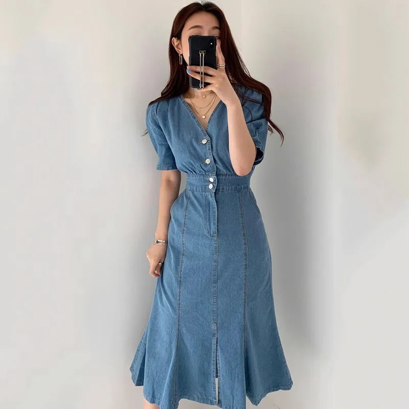 Chic Summer Retro Midi Denim Dress - V Neck Button-Up with Sexy Split & Ruched Detail for Elegant Street Style
